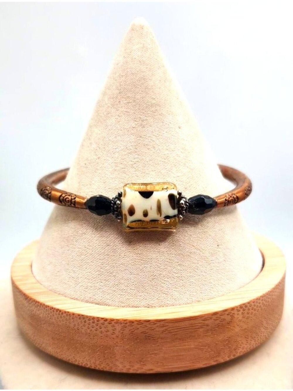 Glass Center Stone On Bangle Bracelet - Leopard Print